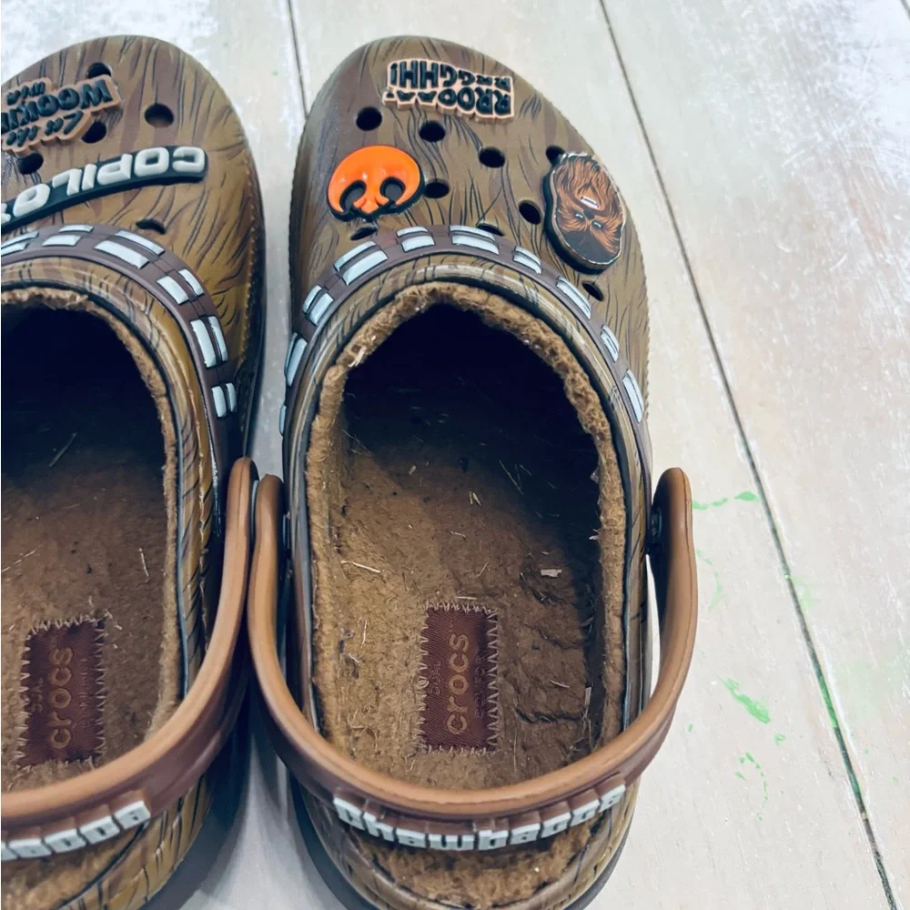 Crocs Classic lined Chewbacca Star Wars clogs - Picture 5 of 8